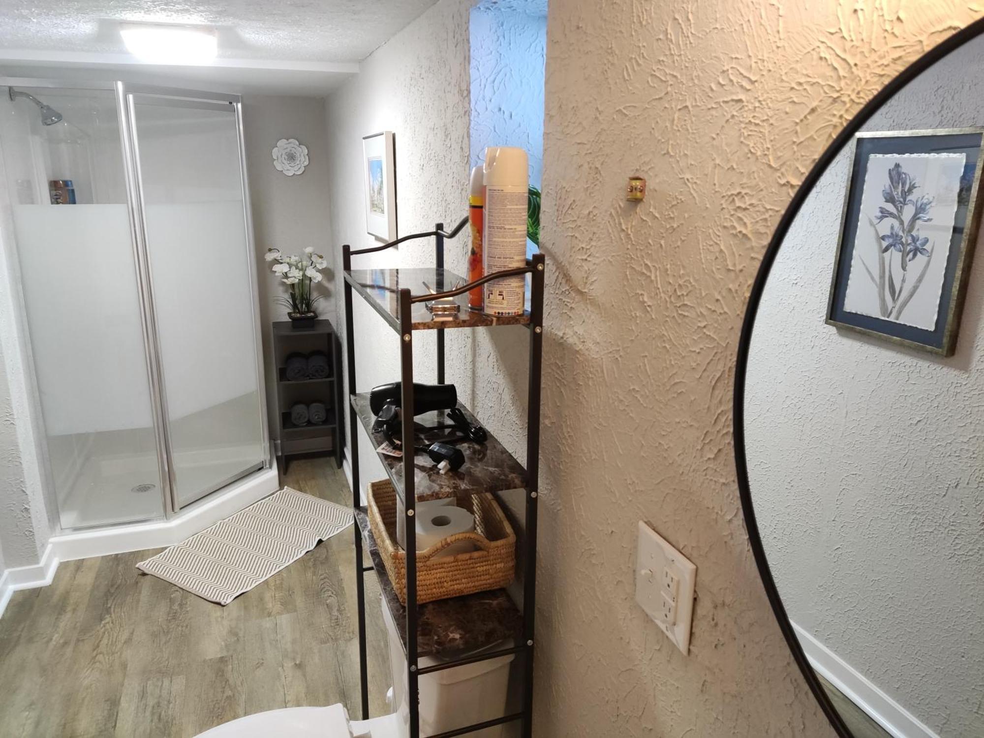 Tranquil Oasis - Private Rooms -Near Downtown อินเดียนาโพลิส ภายนอก รูปภาพ